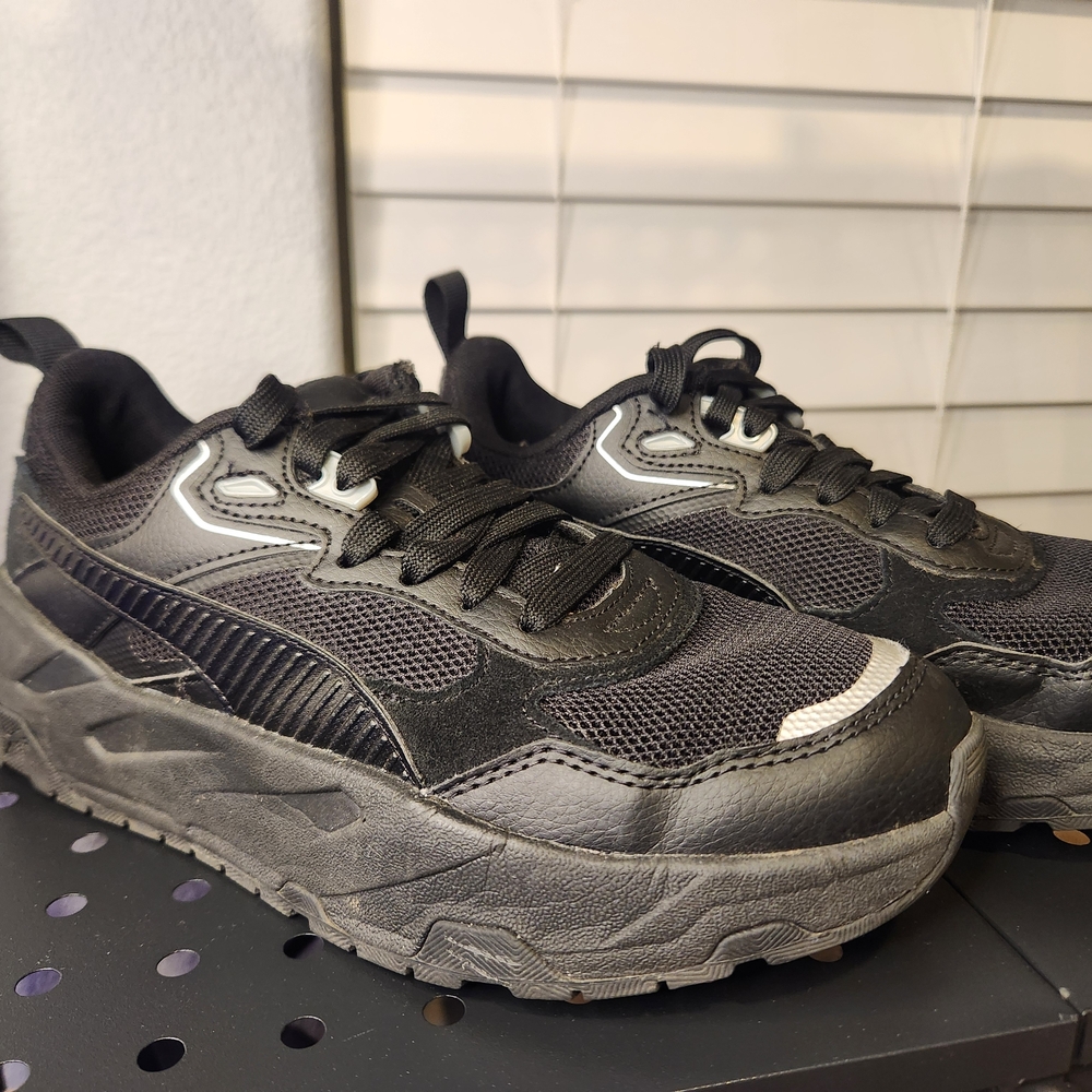 Puma Men's Black and Gray Athletic Shoes